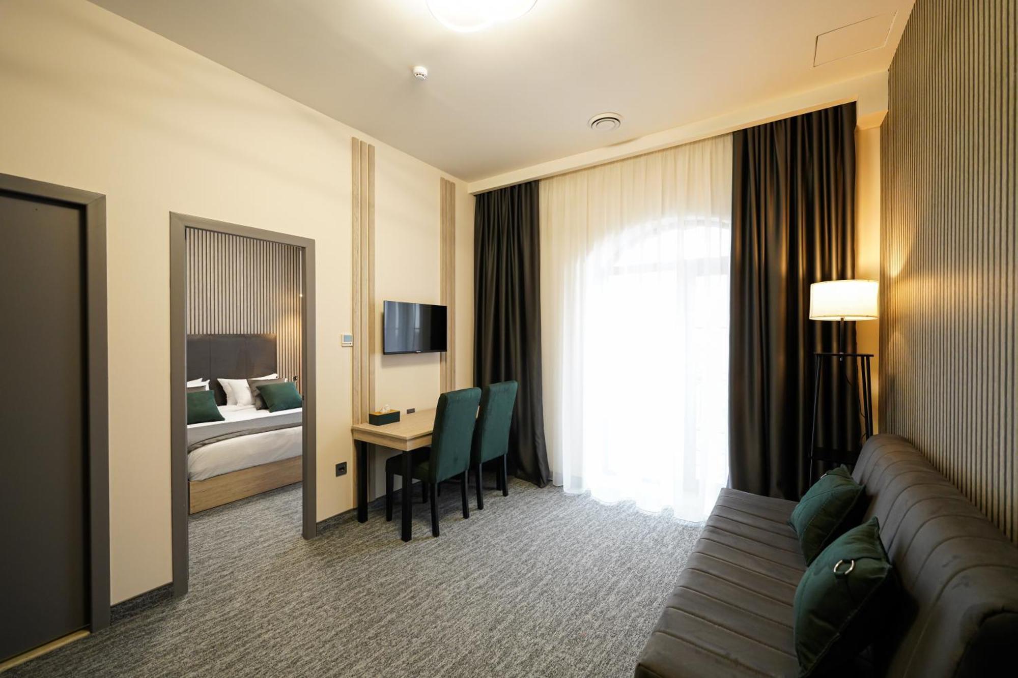 Dynasty Hotel & Spa Yerevan Luaran gambar