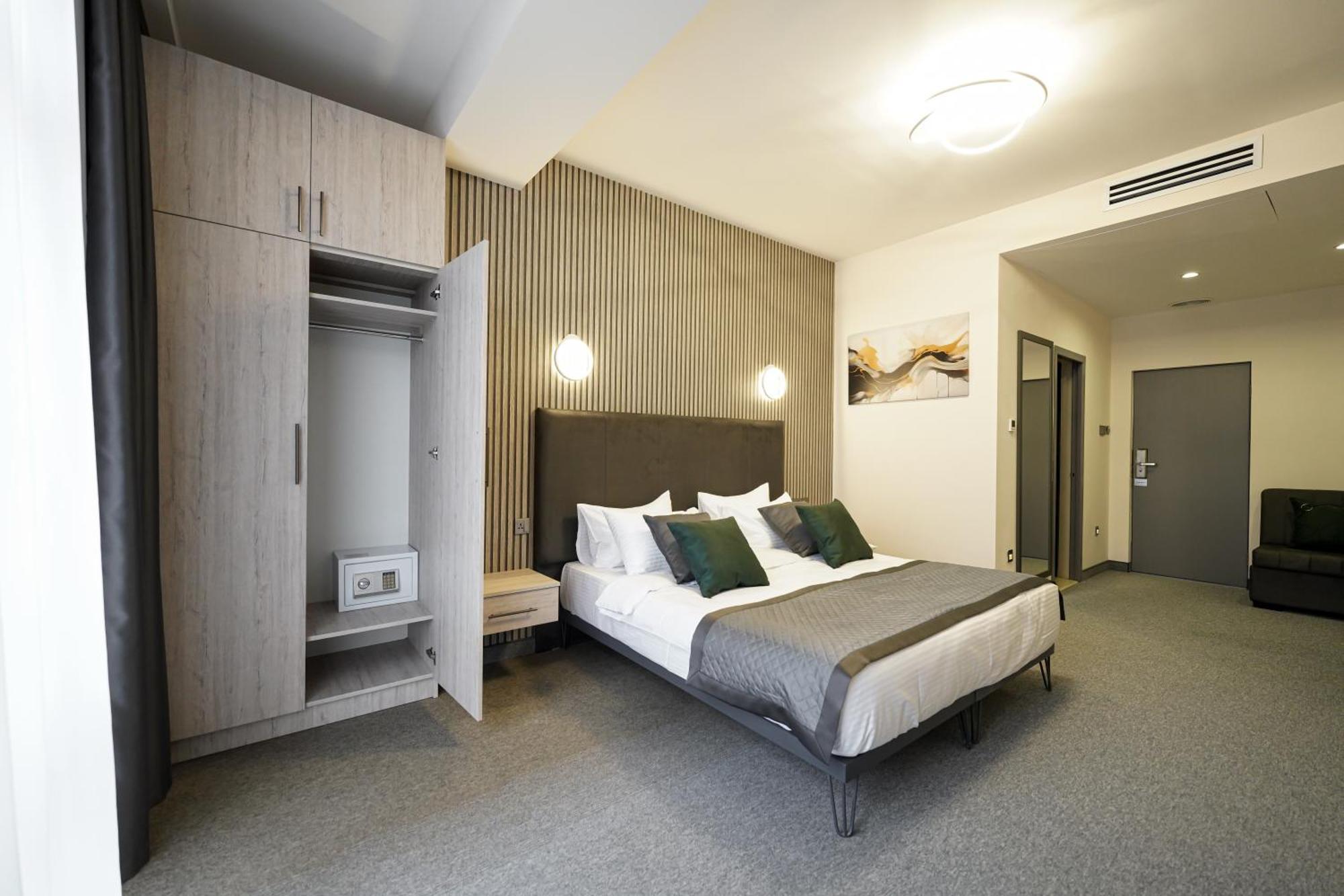 Dynasty Hotel & Spa Yerevan Luaran gambar